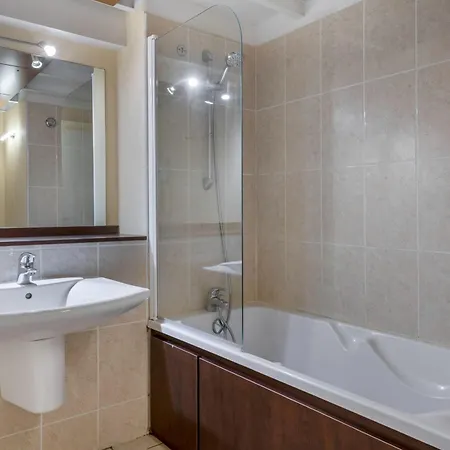 Apartment Duplex Avec Balcon, Piscine Et Acces Pour 4 Le Croisic