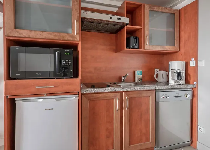 Apartman Duplex Avec Balcon, Piscine Et Acces Pour 4 Le Croisic