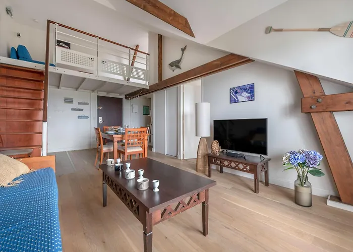 Duplex Avec Balcon, Piscine Et Acces Pour 4 Apartman Le Croisic