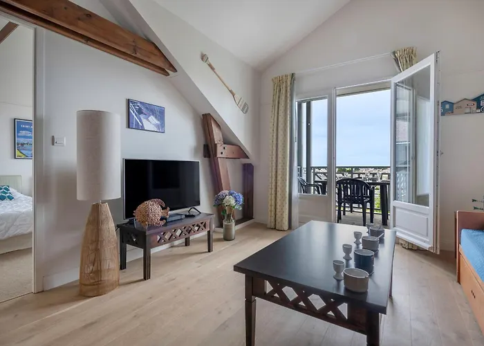 Duplex Avec Balcon, Piscine Et Acces Pour 4 *